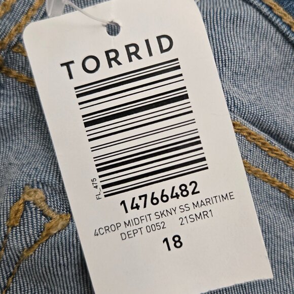 NWT Torrid Crop Midfit Super Skinny Jeans Women's Medium Wash Everyday 18 - Picture 8 of 10